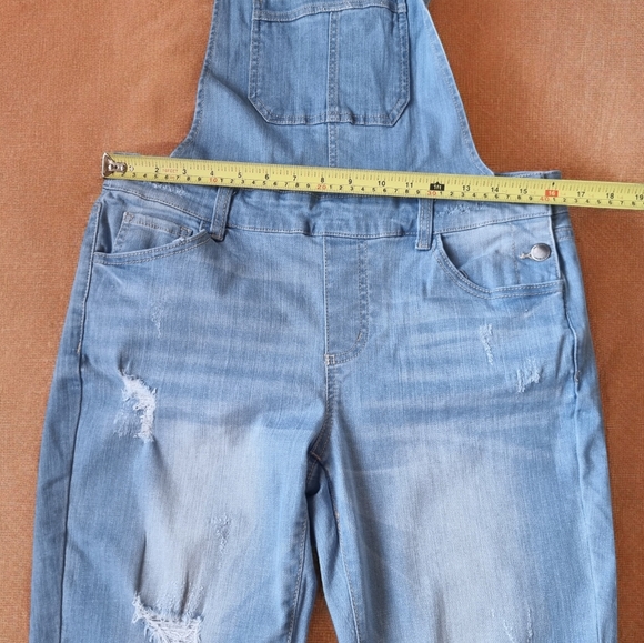 Wax Jean Distressed Bib Style Light Wash Denim Overalls ✨️ - Picture 6 of 11